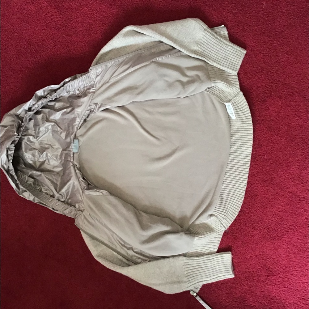 🌸NWOT🌸 ATHLETA ATTICA Wool Hooded Sweater Coat Jacket Hooded Zip~small~Taupe

B1 - Picture 5 of 9